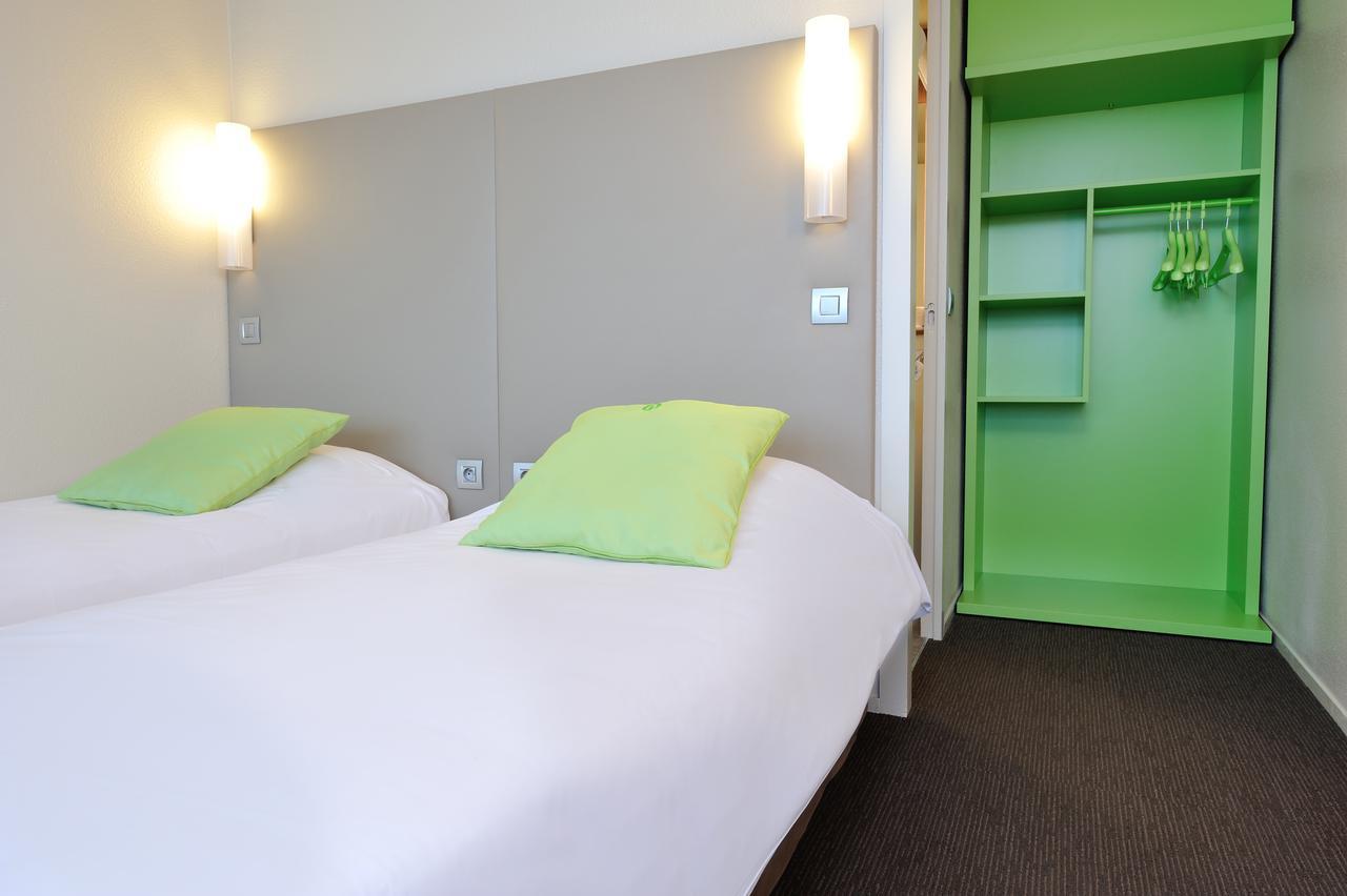 ก็องปานีล แซ็งเอเตียน เอสต์ Hotel แซ็งต์-ชามงด์ ภายนอก รูปภาพ