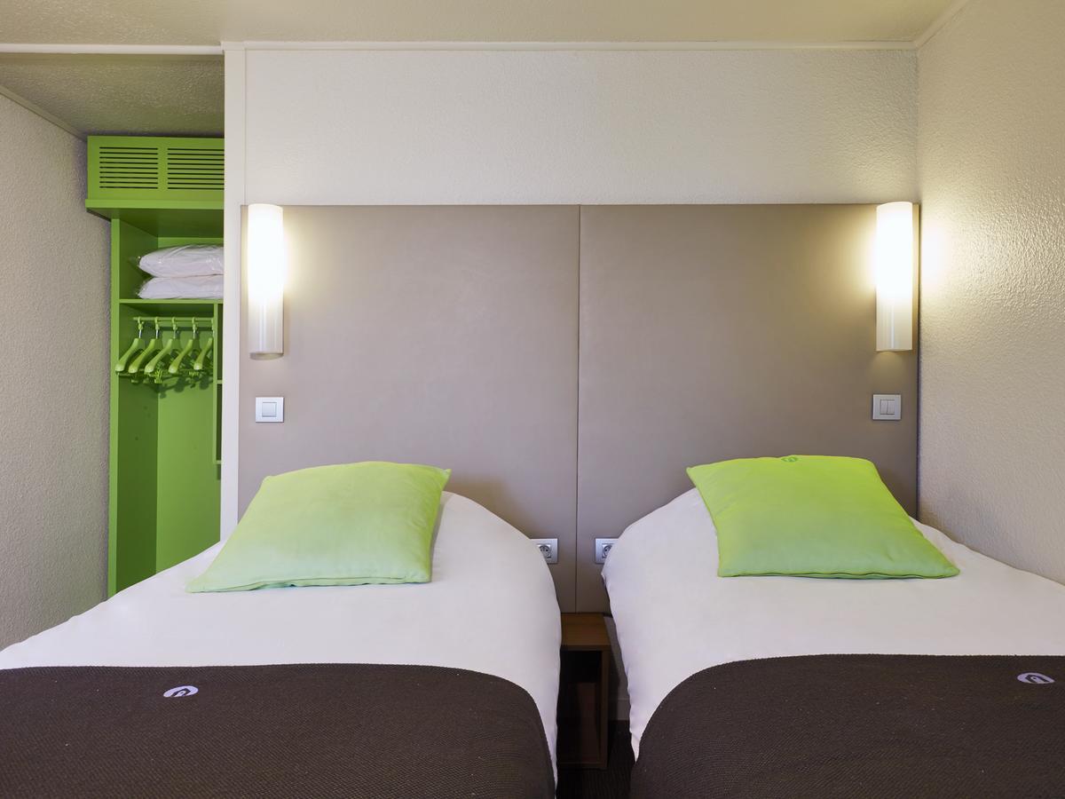 ก็องปานีล แซ็งเอเตียน เอสต์ Hotel แซ็งต์-ชามงด์ ภายนอก รูปภาพ